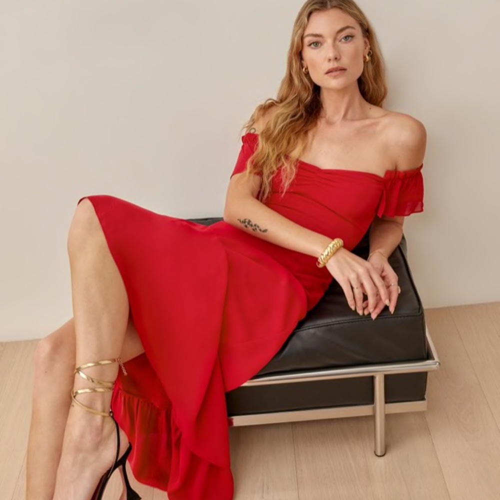 Still in stores! Reformation dress!